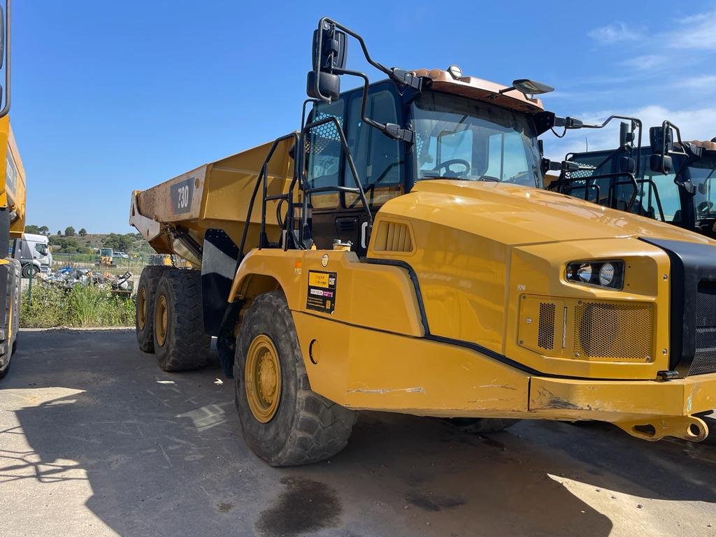 Tombereau articulé Caterpillar 730 proposé par TOP MACHINERY